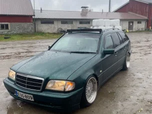 Mercedes-Benz 250