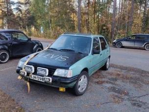 Peugeot 205