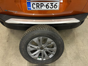 Peugeot e-2008