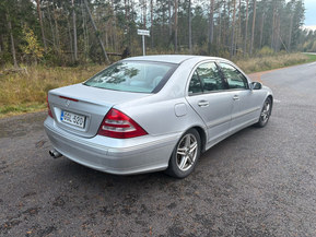 Mercedes-Benz C 180