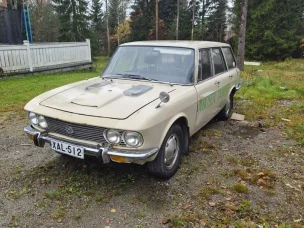 Mazda 1800