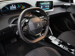 Peugeot e-2008