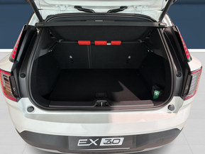Volvo EX30 Cross Country