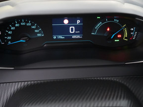 Peugeot e-2008