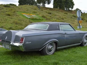 Lincoln Continental