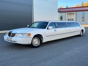 Lincoln Town Car