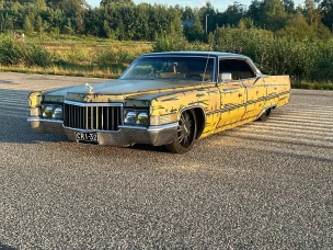 Cadillac De Ville