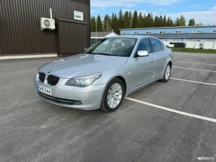 BMW 523