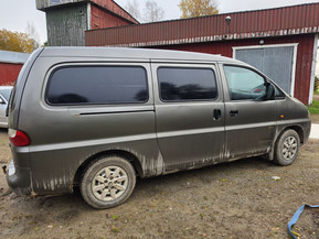 Hyundai H-1