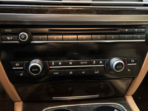 BMW 730