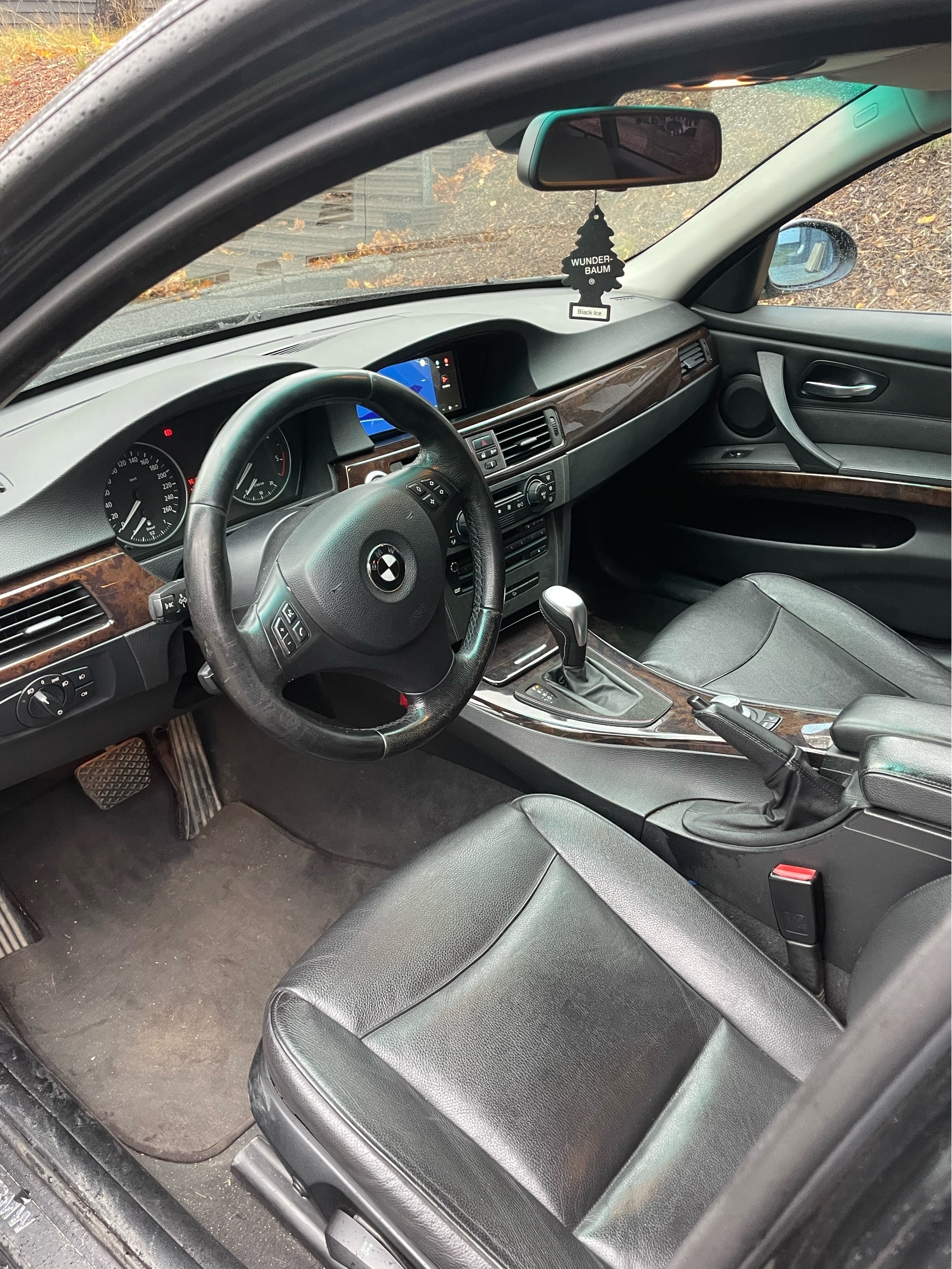 BMW 330 E91 2006, bild 6/7