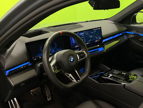 BMW i5 M60