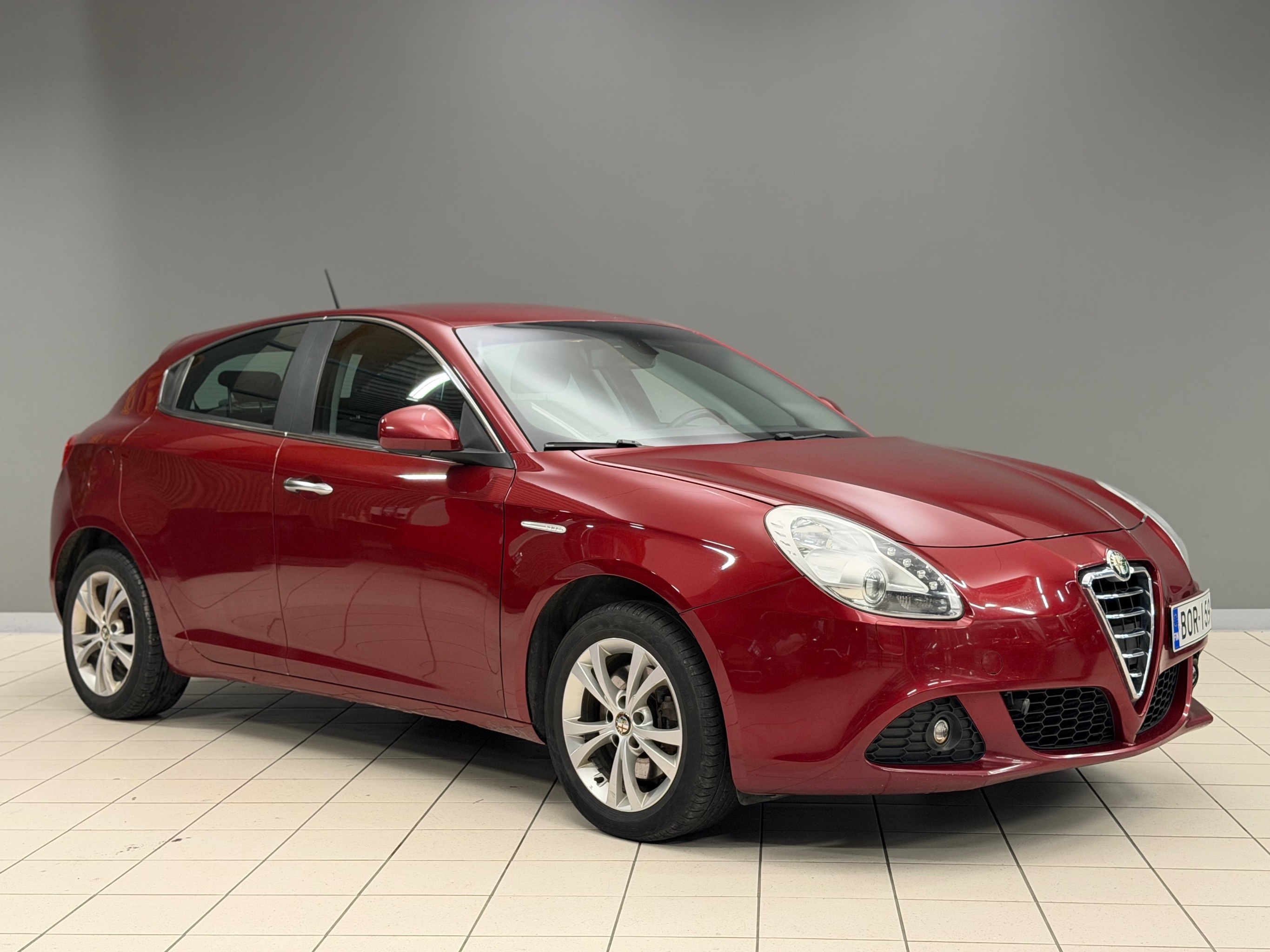 Alfa Romeo Giulietta 2011, bild 3/23