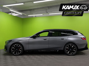 BMW i5 M60