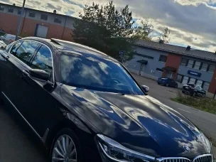 BMW 750