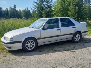 Saab 9000