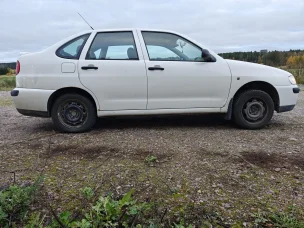 Seat Cordoba