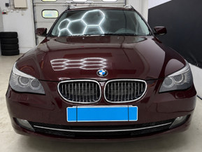 BMW 523