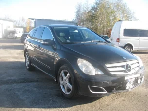 Mercedes-Benz R