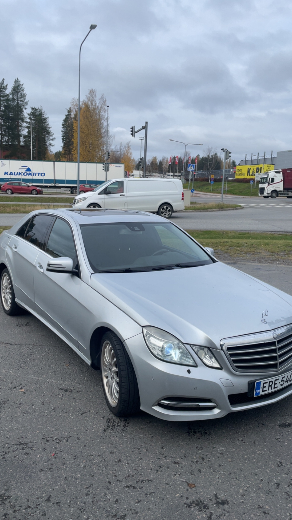 Mercedes-Benz E CDI 2010, bild 2/19