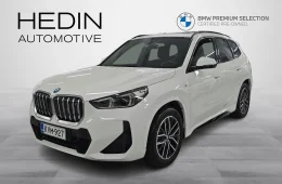 BMW iX1