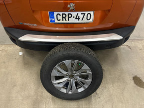 Peugeot e-2008