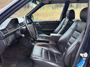 Mercedes-Benz E 320
