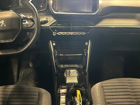 Peugeot e-2008