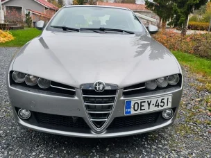 Alfa Romeo 159
