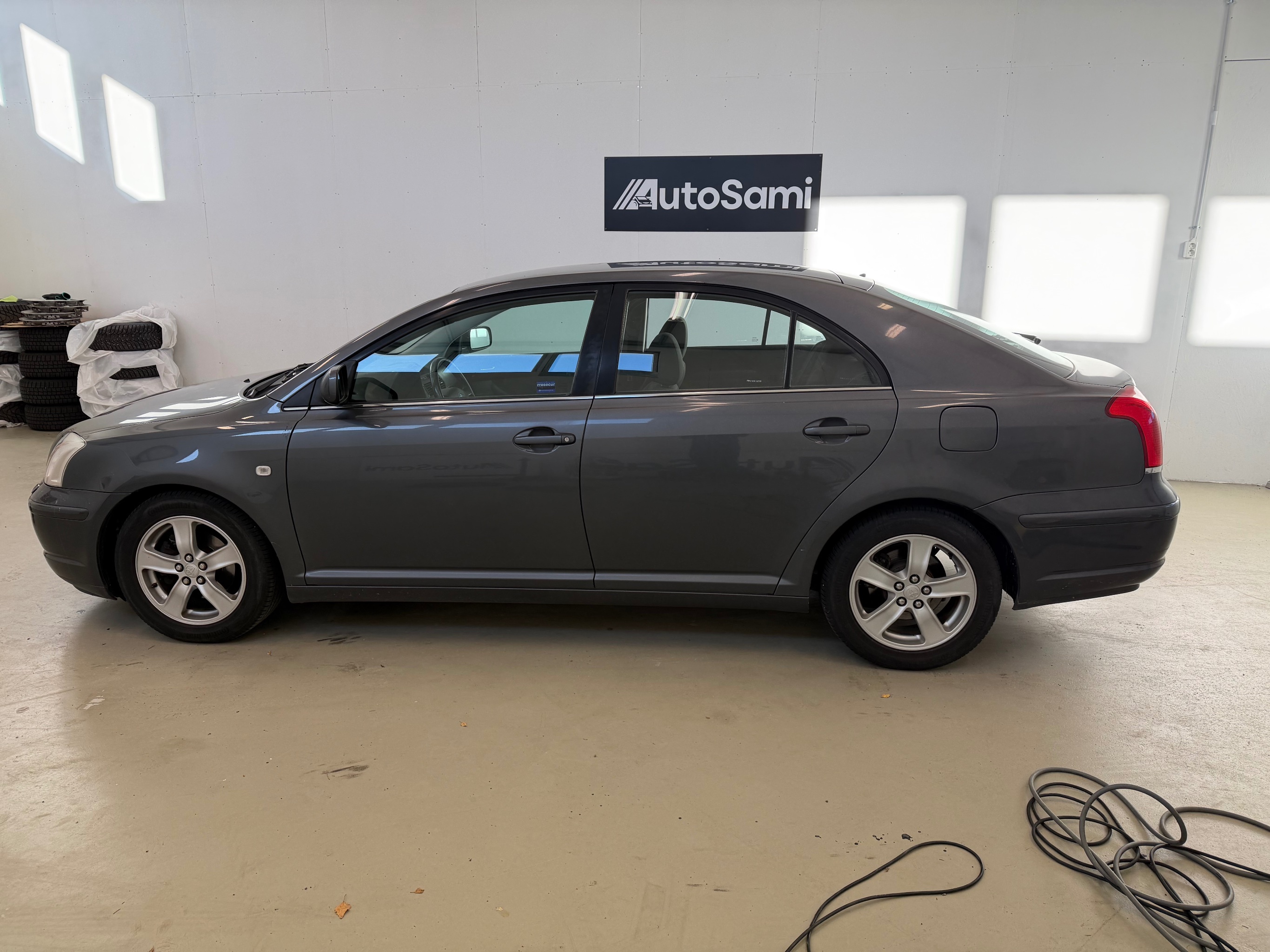 Toyota Avensis 2006, kuva 3/10