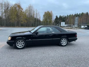 Mercedes-Benz 300