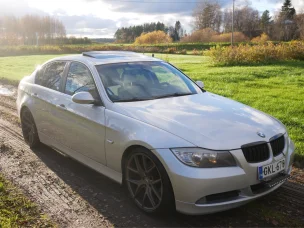 BMW 325