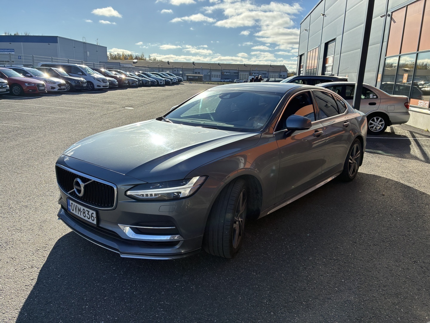 Volvo S90 D4 Momentum aut 2017, kuva 3/10