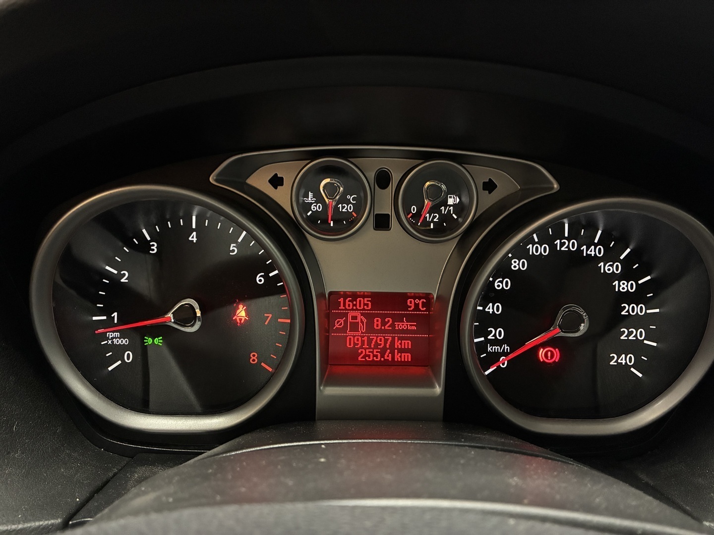 Ford Focus 1,6 100hv Trend M5 Wagon 2009, kuva 7/8