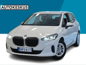 BMW 225