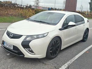 Opel Ampera