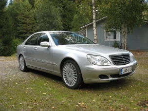 Mercedes-Benz S