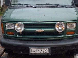 Chevrolet Express 2500