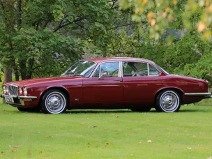 Jaguar XJ12