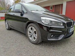 BMW 216