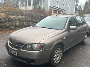 Nissan Almera