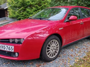 Alfa Romeo 159