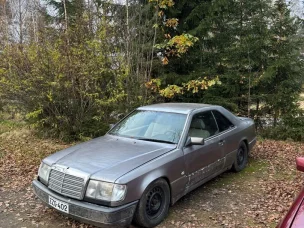 Mercedes-Benz 230