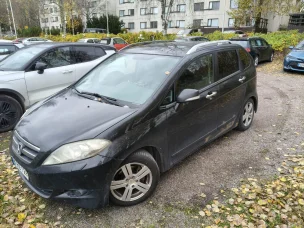 Honda FR-V