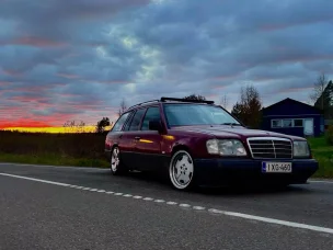 Mercedes-Benz 250