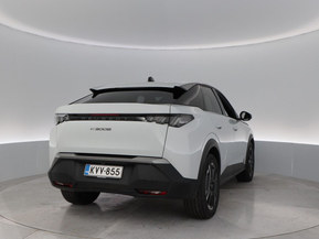 Peugeot e-3008