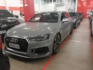Audi RS4