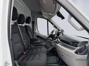 Maxus e-Deliver 9