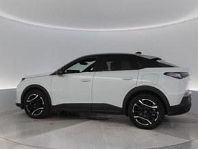 Peugeot e-3008