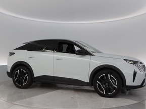 Peugeot e-3008
